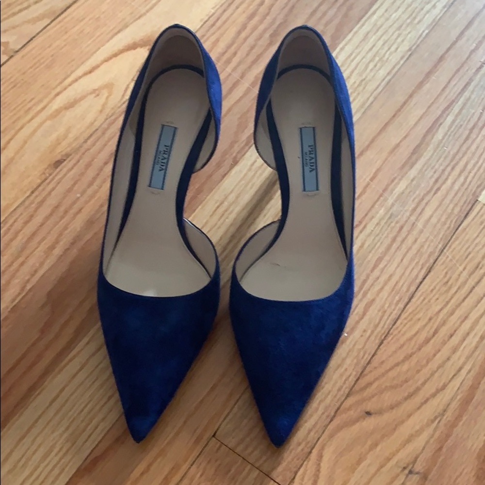 Prada blue kitten heels in size 38. Good condition